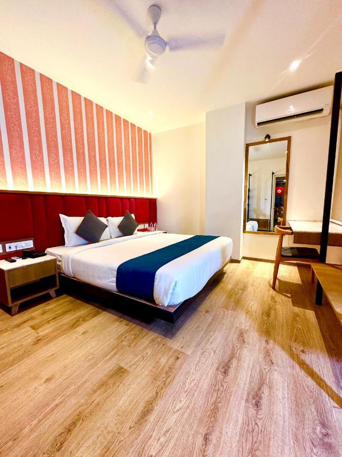 Hotel Mystic Falls ชัยปุระ ภายนอก รูปภาพ